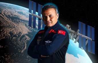 Turkey's Technology Minister Celebrates New Era in Space Exploration